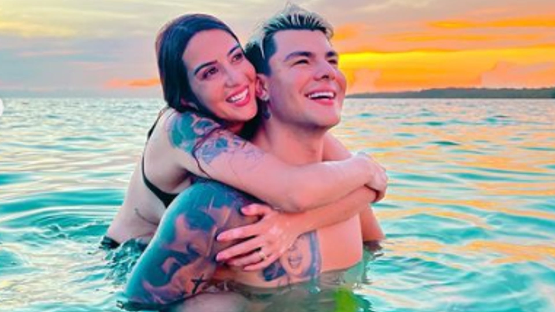 Carlos Feria y AdriLatina